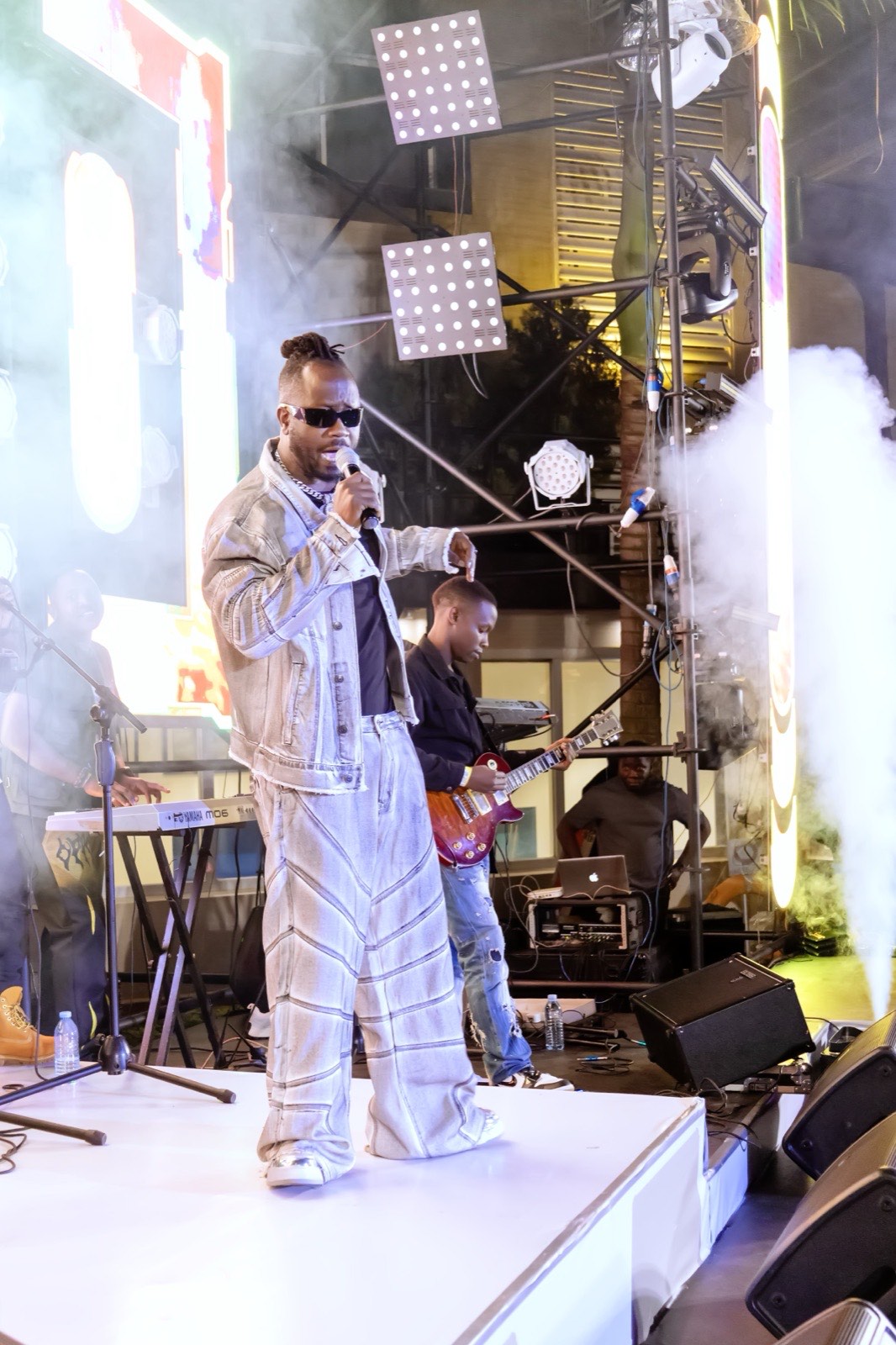 Bebe Cool performing live at The Skyz Exclusive