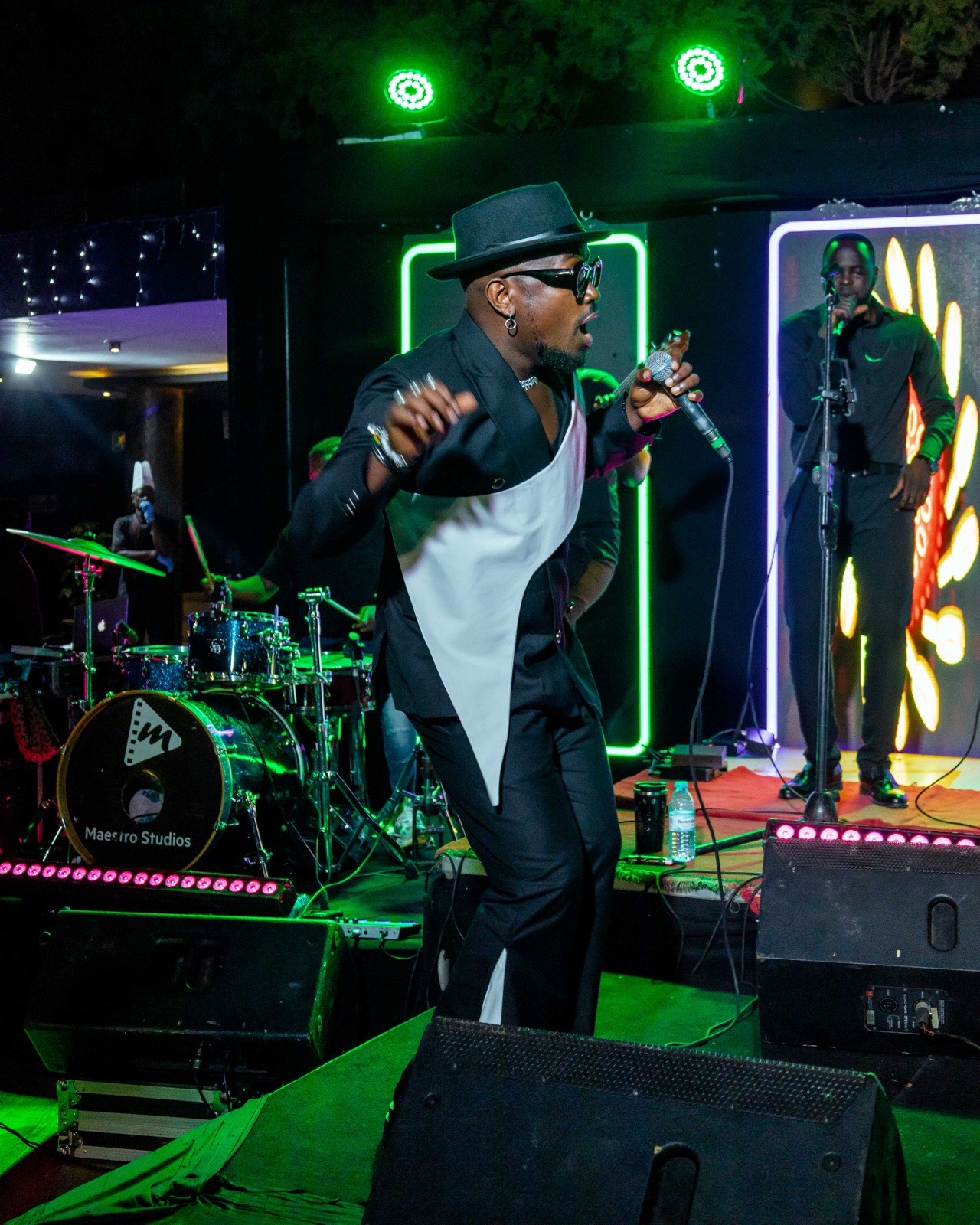 Ykee Benda performing live at The Skyz Exclusive