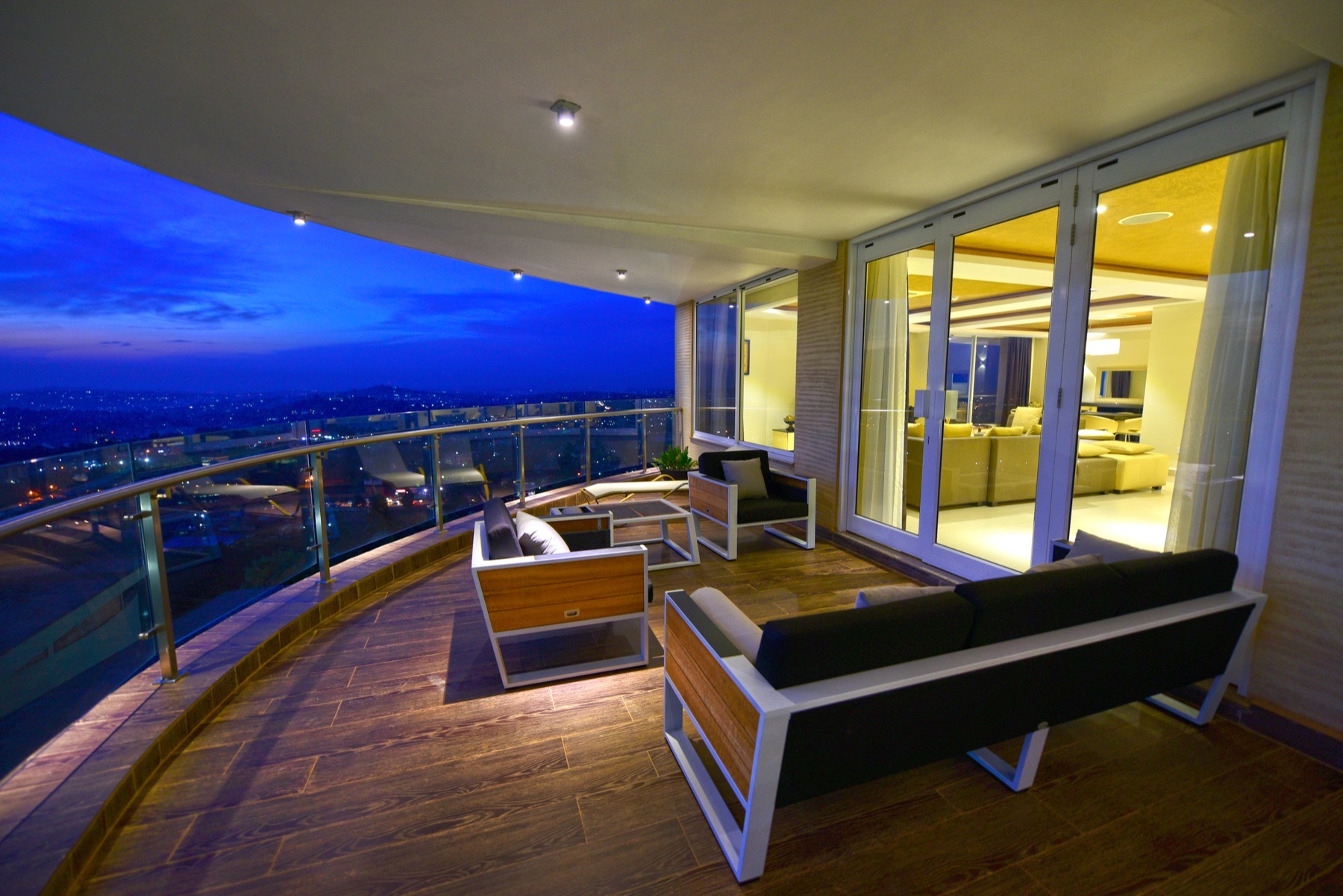 Inside the Presidential Suite